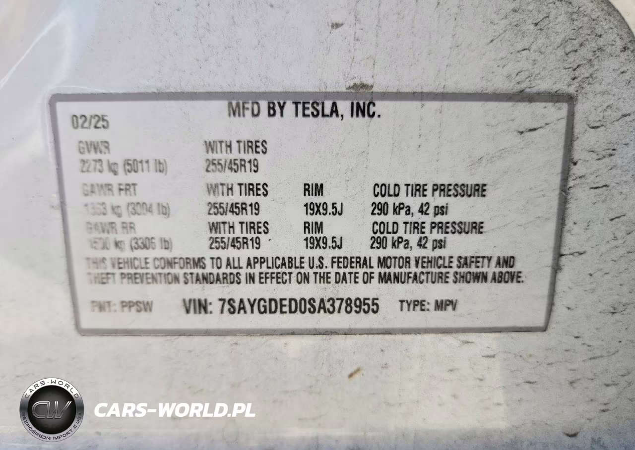 2025 Tesla Model Y VIN:7SAYGDED0SA378955 - 13