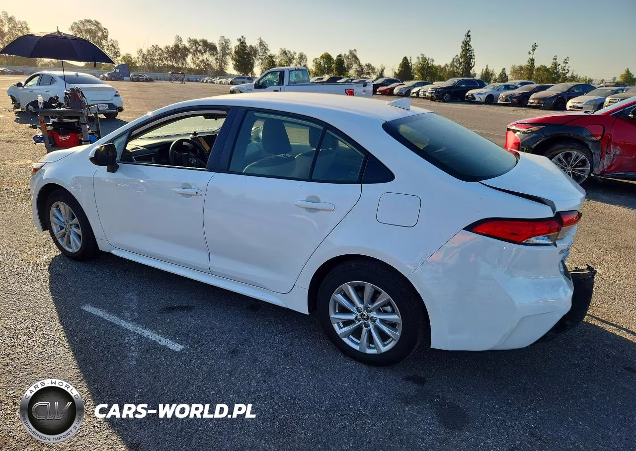 2026 Toyota Corolla Hybrid Le VIN:JTDBCMFEXT3138237 - 2