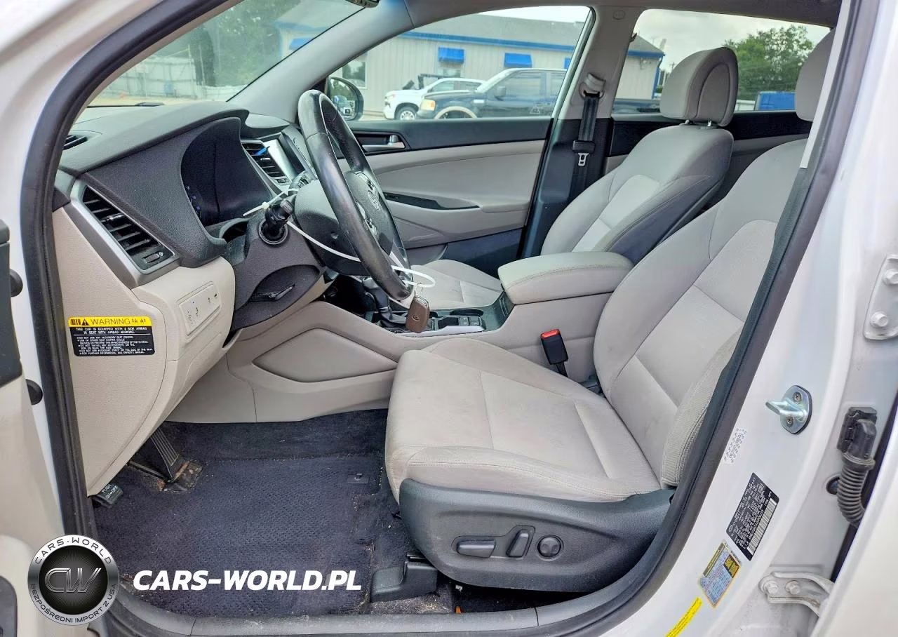 2018 Hyundai Tucson Value VIN:KM8J33A23JU806255 - 7