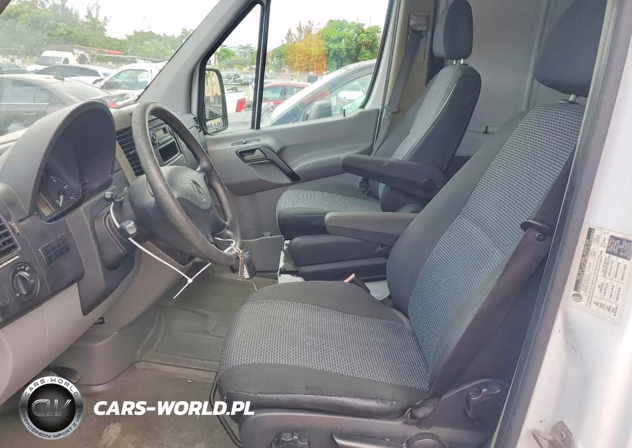 2012 Mercedes-Benz Sprinter 2500 VIN:WD3PE7CC7C5653151 - 7