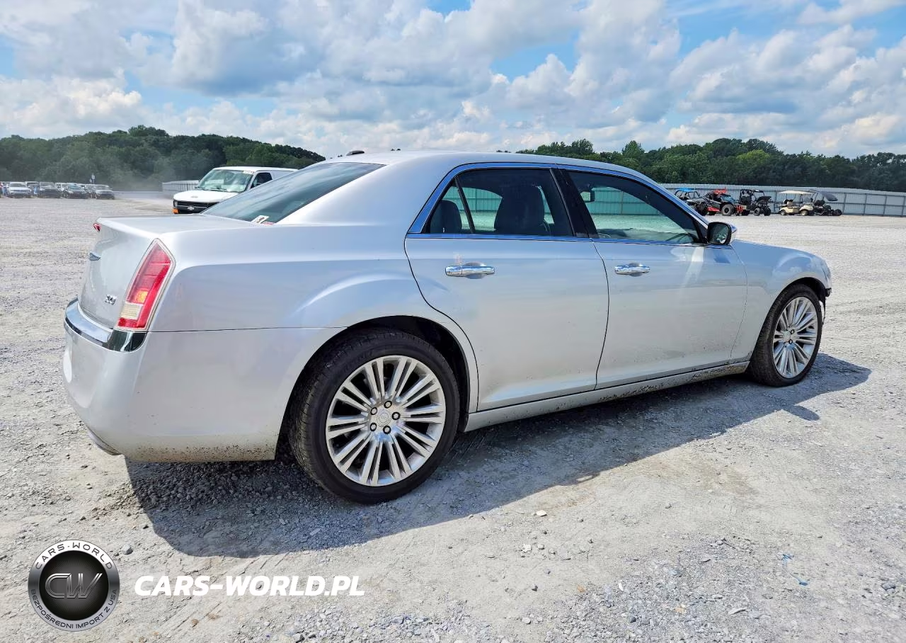 2012 Chrysler 300 Limited VIN:2C3CCACG0CH139004 - 3