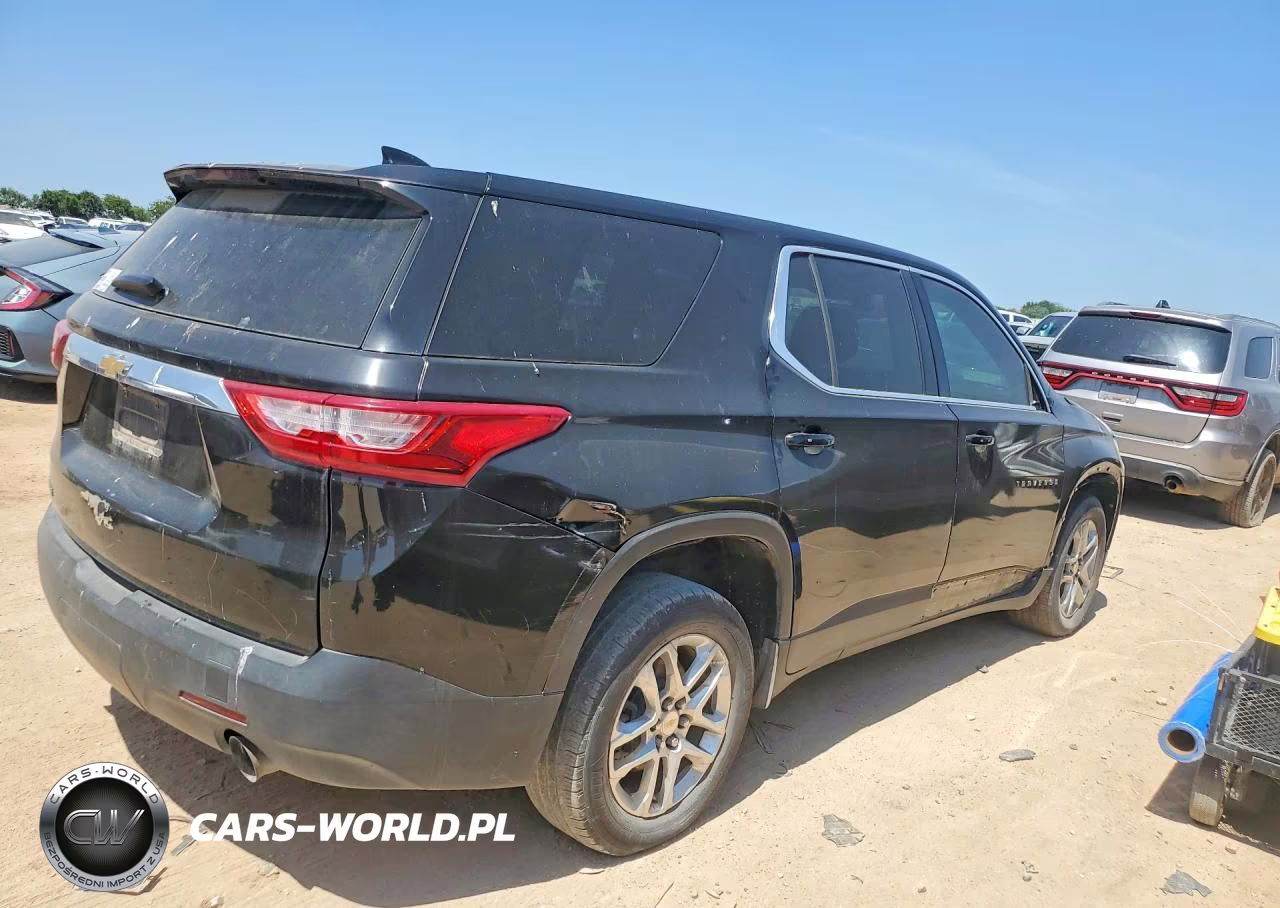 2019 Chevrolet Traverse Ls VIN:1GNERFKW7KJ254194 - 3
