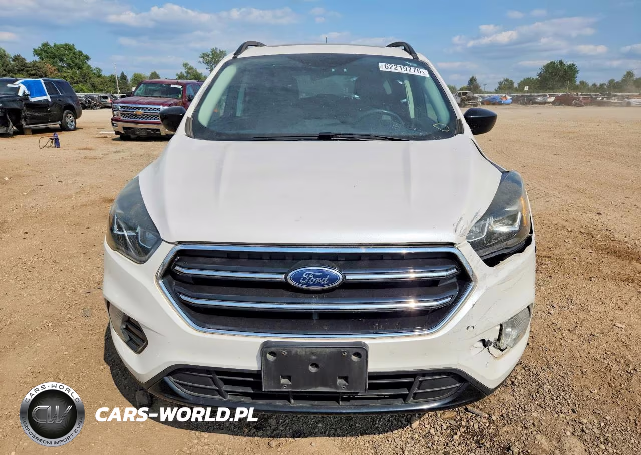 2017 Ford Escape Se VIN:1FMCU0GD3HUE88130 - 5