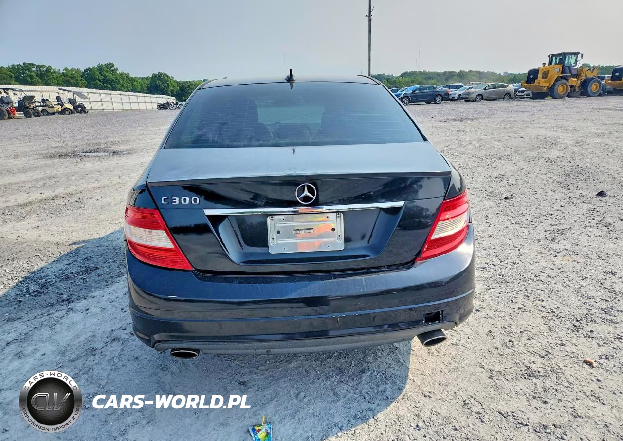 2011 Mercedes-Benz C 300 VIN:WDDGF5EB2BF638762 - 6