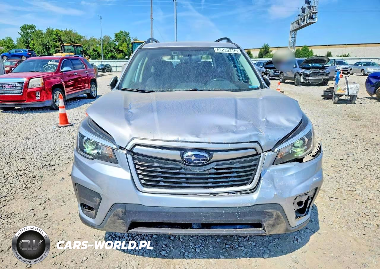 2020 Subaru Forester Premium VIN:JF2SKAJCXLH493517 - 5