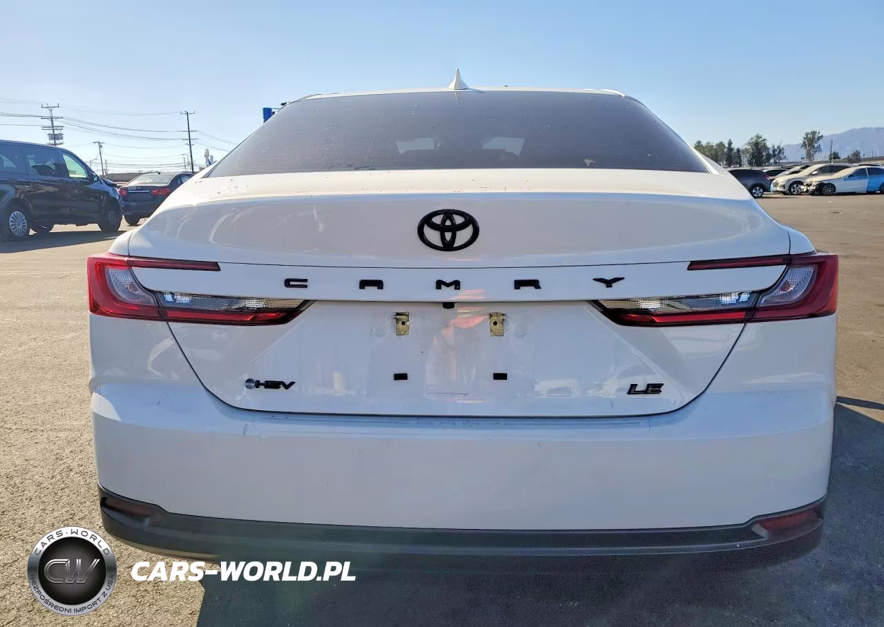 2025 Toyota Camry Le VIN:4T1DAACK9SU561922 - 6