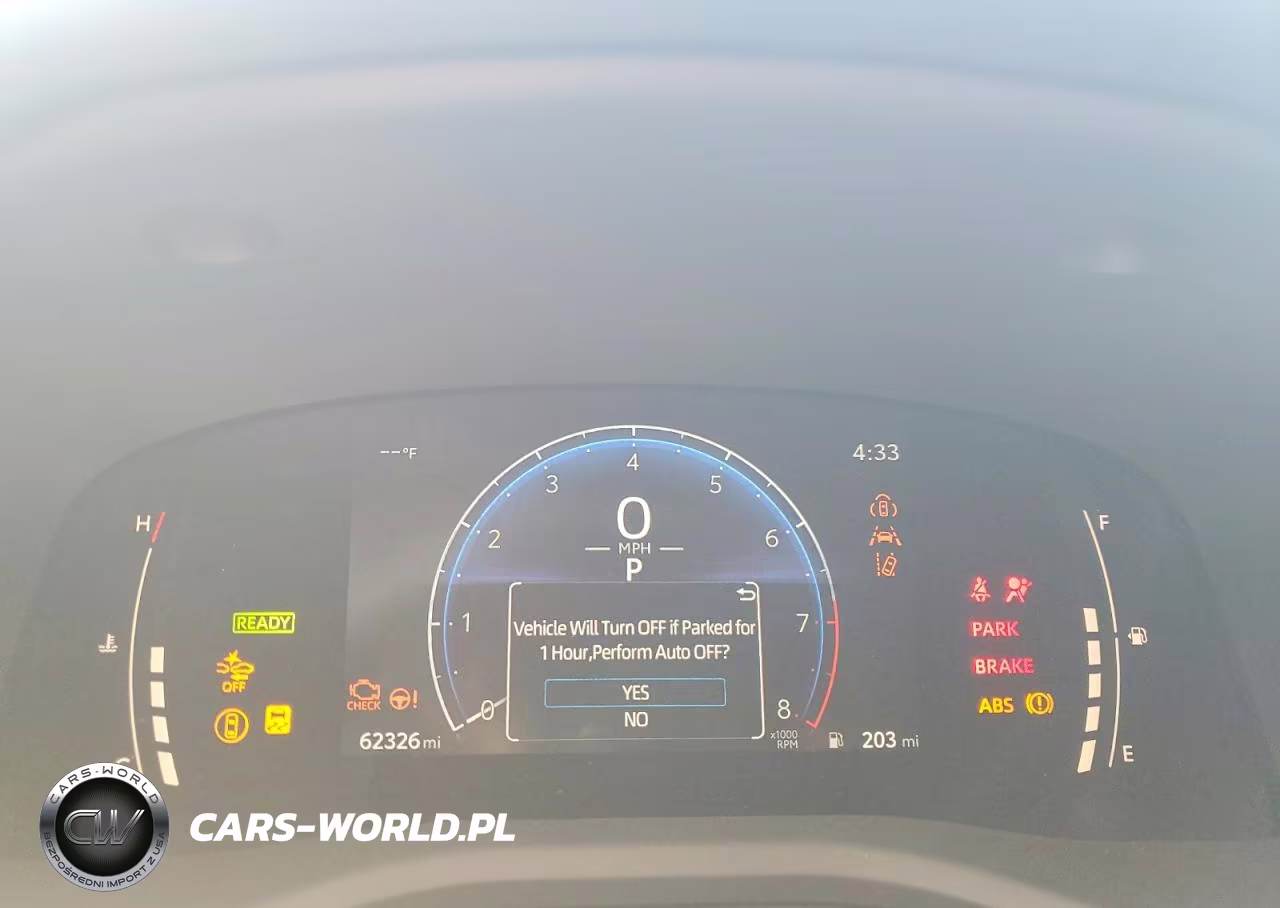 2025 Toyota Camry Le VIN:4T1DAACK9SU561922 - 9