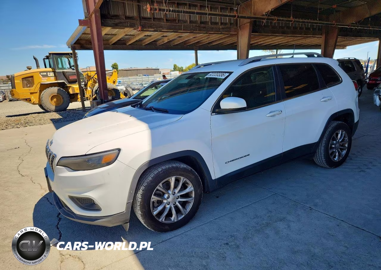 2019 Jeep Cherokee Latitude Plus – zdjęcie 1 z 12