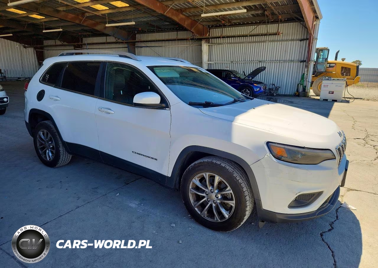 2019 Jeep Cherokee Latitude Plus VIN:1C4PJLLN0KD209691 - 4