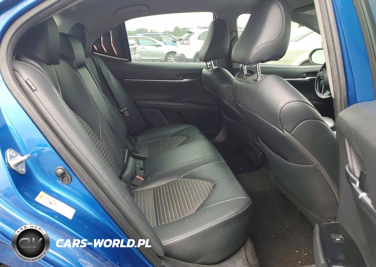 2019 Toyota Camry Se VIN:4T1B11HK7KU180019 - 10