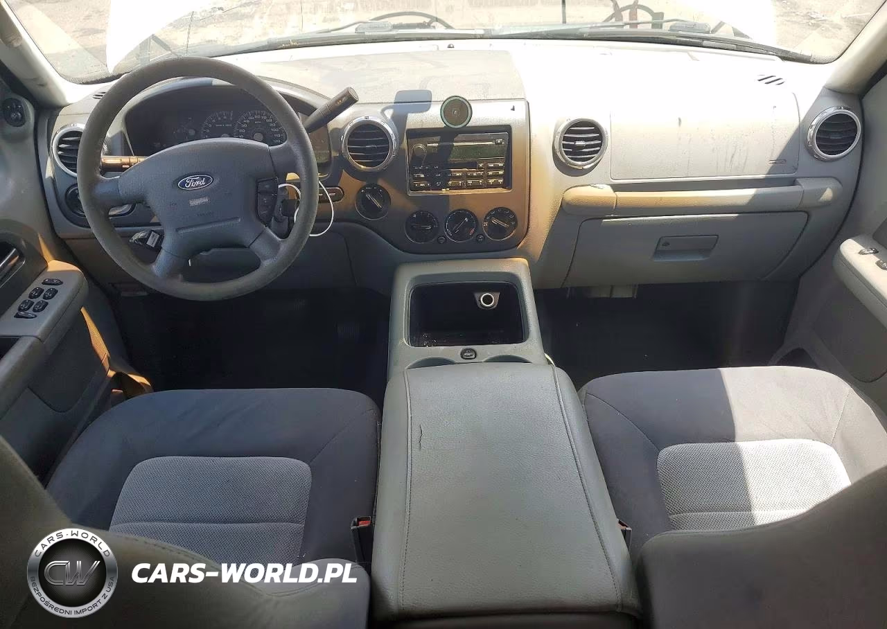 2004 Ford Expedition Xlt VIN:1FMPU16L24LB69883 - 8