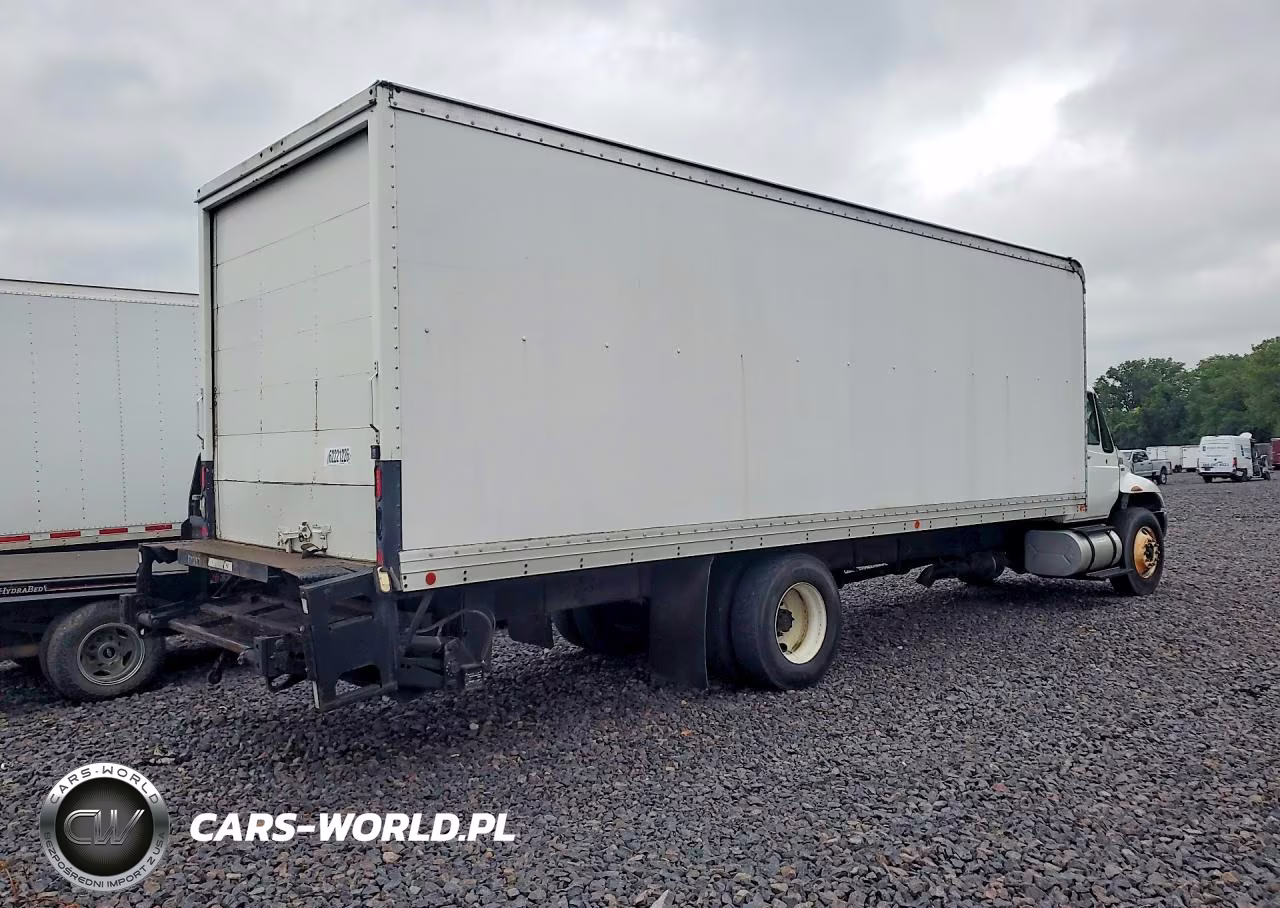 2011 International 4300 Box Truck VIN:1HTJTSKL8BH339367 - 3