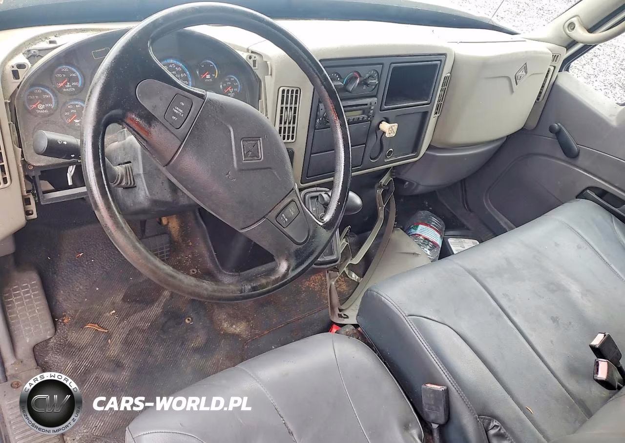 2011 International 4300 Box Truck VIN:1HTJTSKL8BH339367 - 8