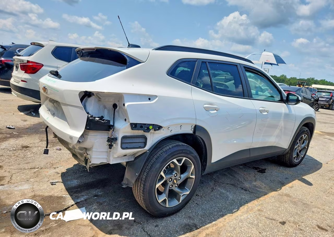 2025 Chevrolet Trax 1Lt VIN:KL77LHEP3SC267450 - 3