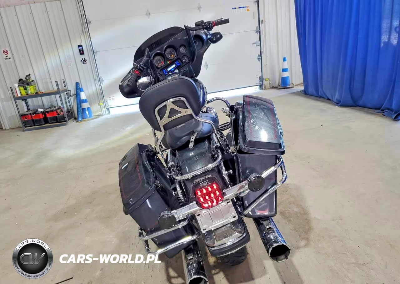 2008 Harley-Davidson Flhtcui VIN:1HD1FC41X8Y692495 - 4