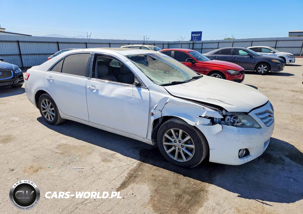2011 Toyota Camry Le V6 VIN:4T1BK3EK2BU613209 - 4