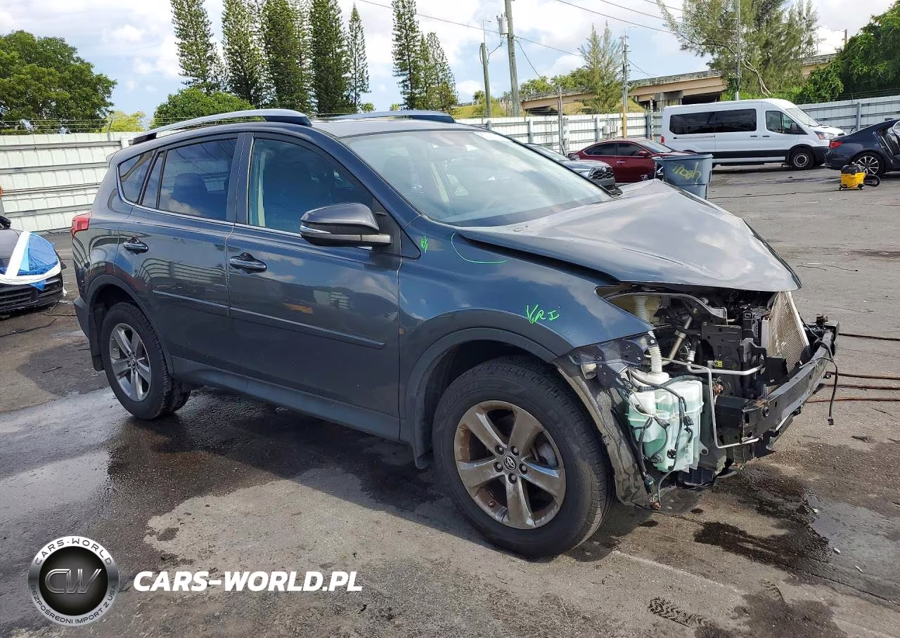 2015 Toyota Rav4 Xle VIN:JTMRFREV6FD159119 - 4