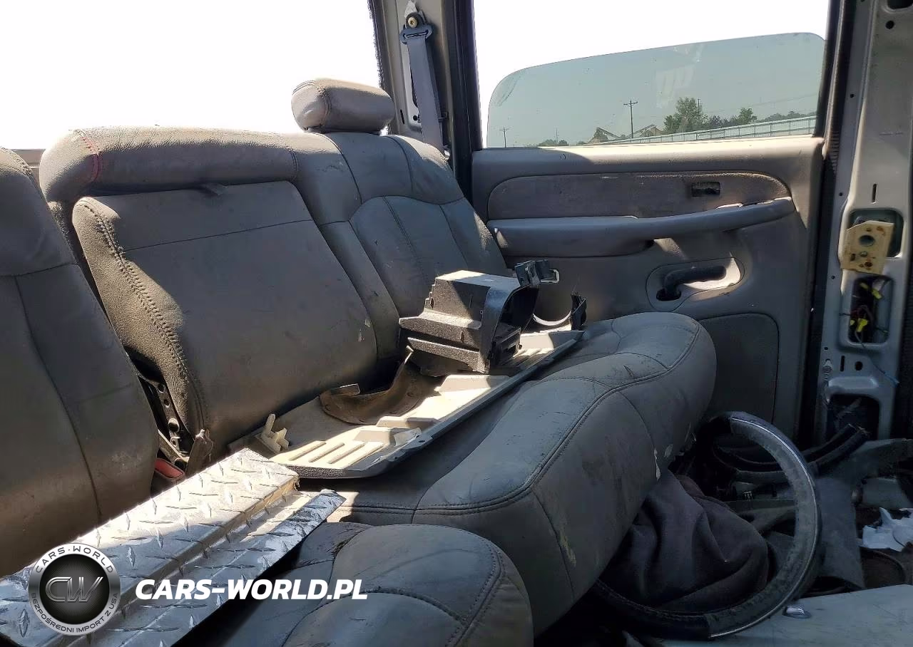 2002 Chevrolet Silverado K3500 VIN:1GCJK33192F132484 - 10