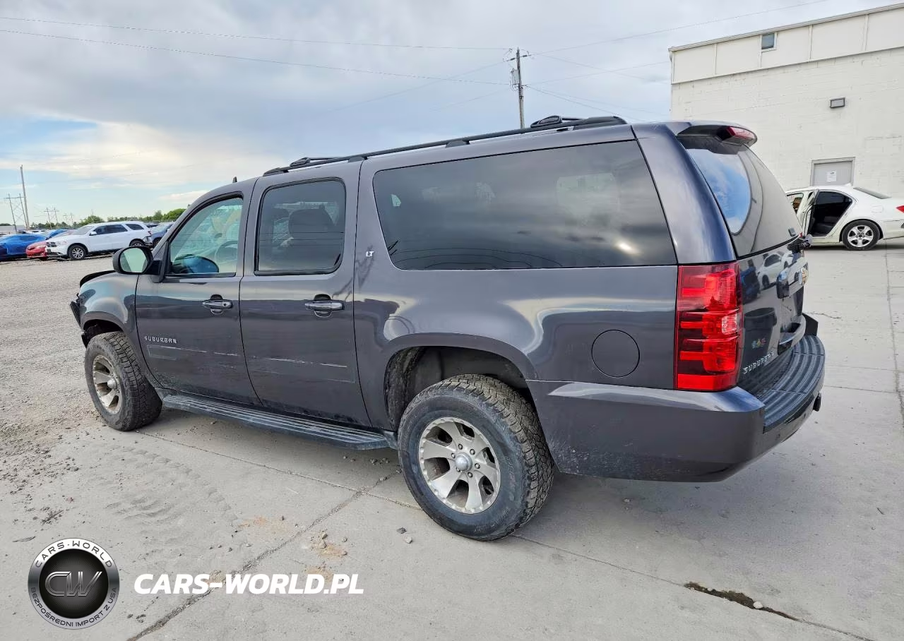 2010 Chevrolet Suburban K1500 Lt VIN:1GNUKJE39AR158121 - 2