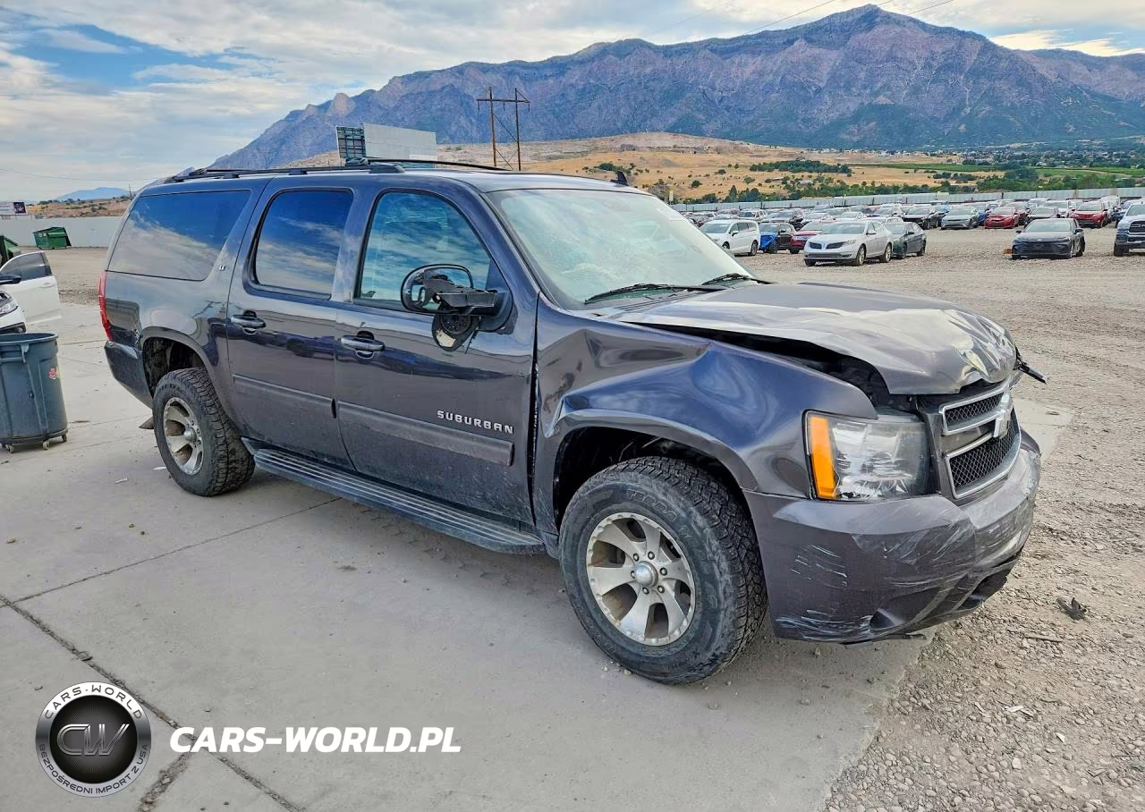 2010 Chevrolet Suburban K1500 Lt VIN:1GNUKJE39AR158121 - 4