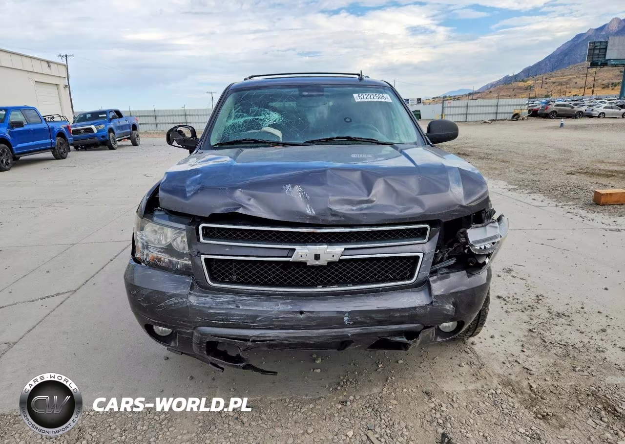 2010 Chevrolet Suburban K1500 Lt VIN:1GNUKJE39AR158121 - 5