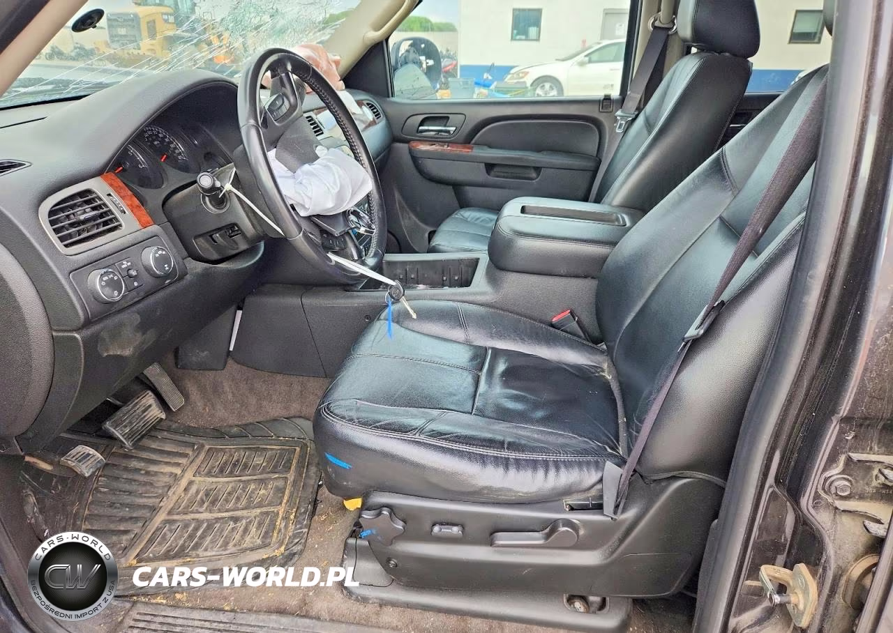 2010 Chevrolet Suburban K1500 Lt VIN:1GNUKJE39AR158121 - 7
