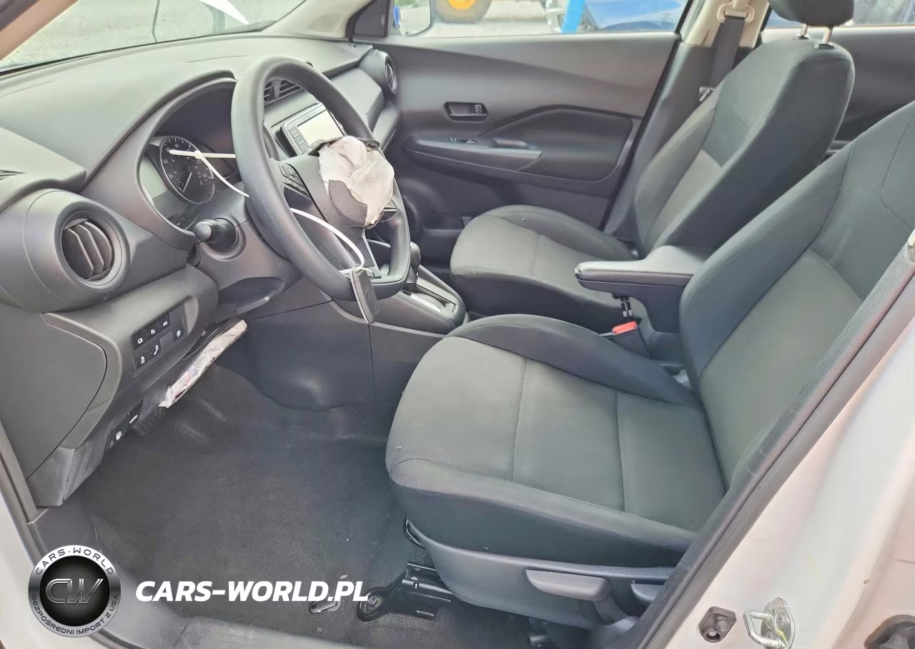 2025 Nissan Kicks Play S VIN:3N1CP5BV1SL482856 - 7
