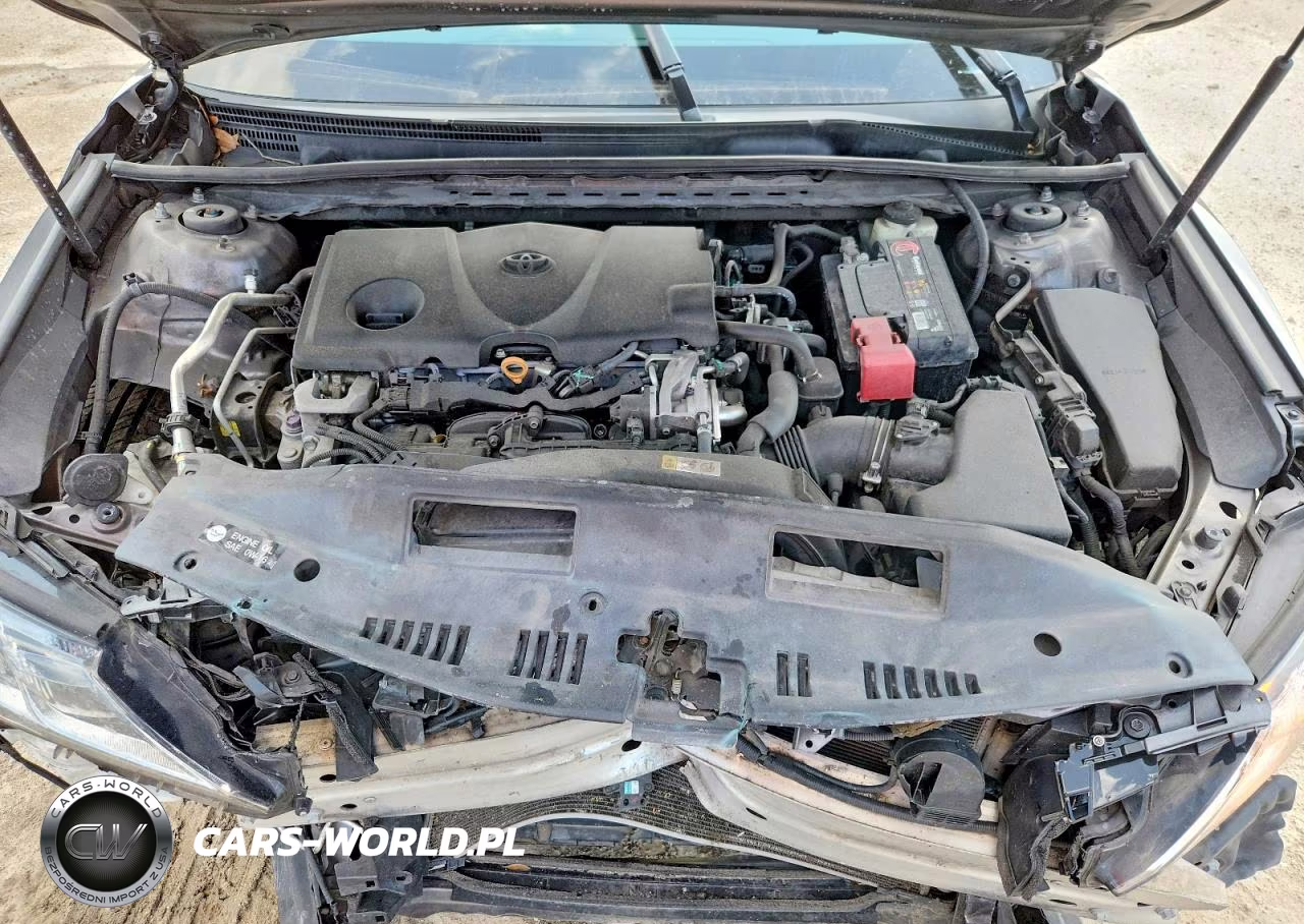 2018 Toyota Camry Le VIN:4T1B11HK5JU082024 - 11