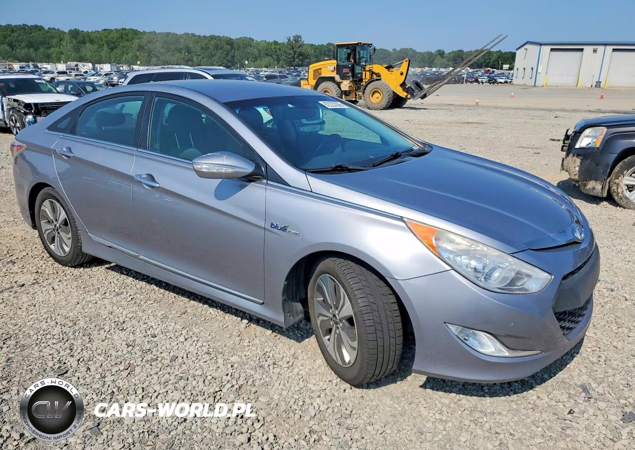2014 Hyundai Sonata Hybrid VIN:KMHEC4A40EA112610 - 4