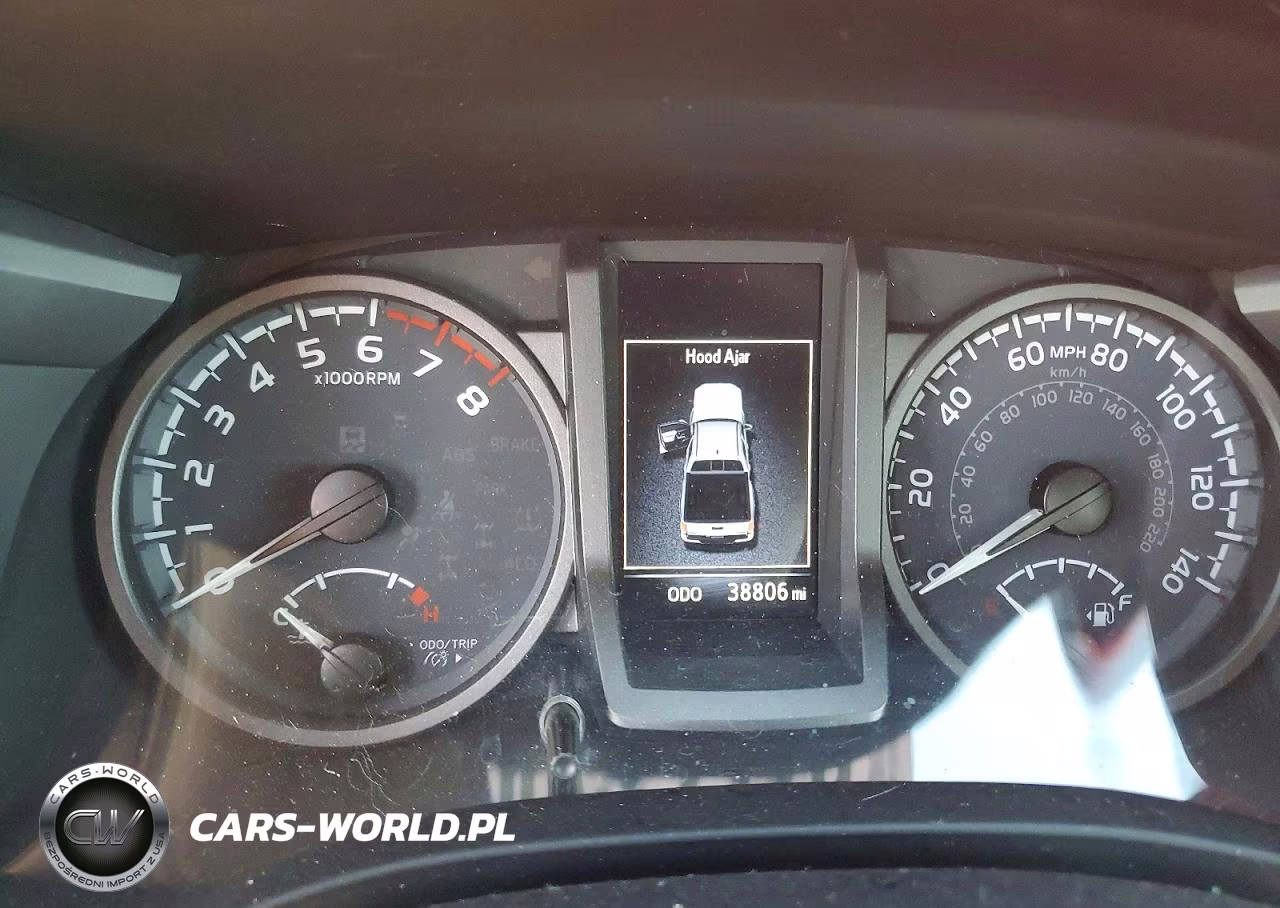 2023 Toyota Tacoma Trd Off-Road VIN:3TMCZ5AN4PM592620 - 9