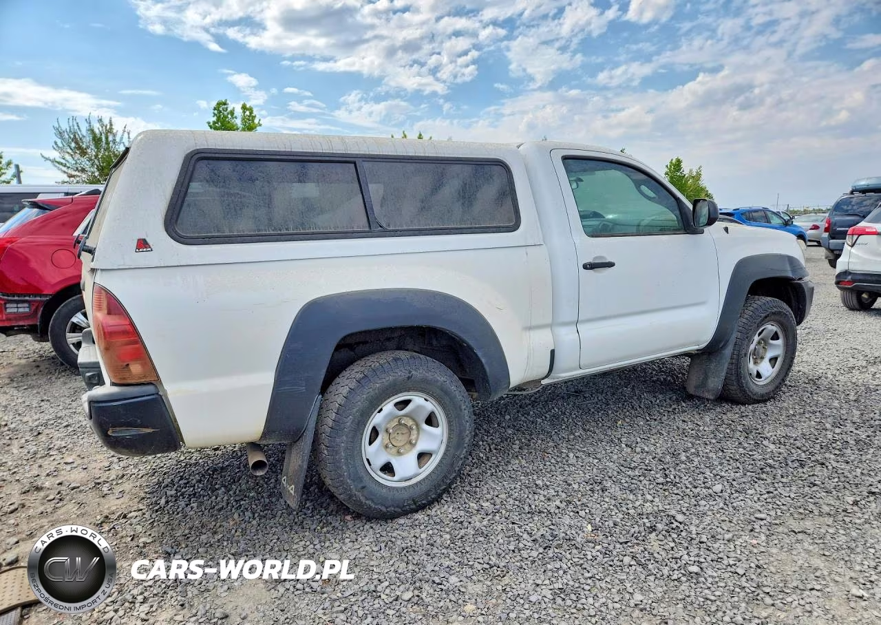 2014 Toyota Tacoma Base VIN:5TFPX4ENXEX021782 - 3