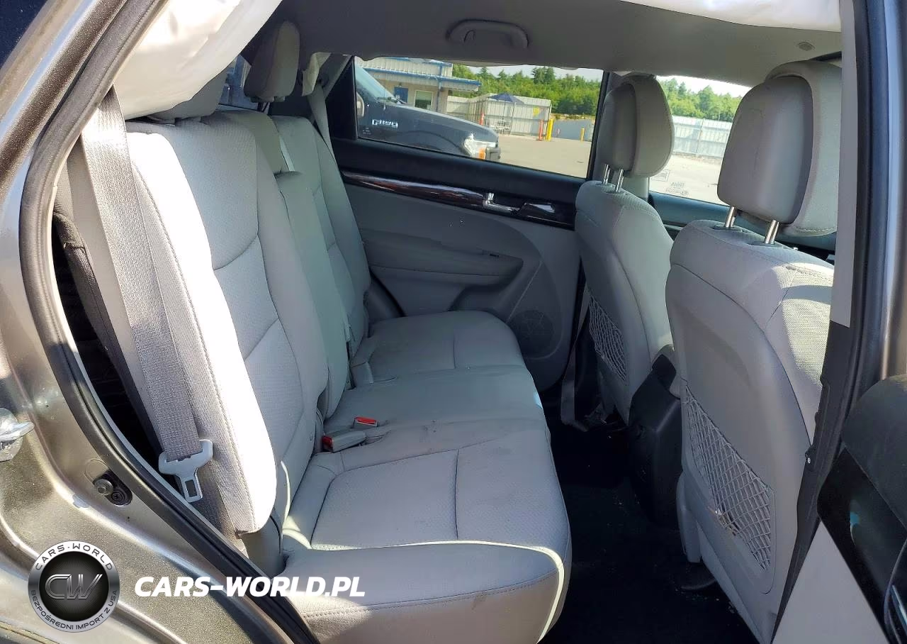 2012 Kia Sorento Lx VIN:5XYKTDA65CG188166 - 10