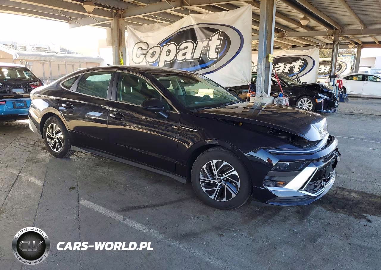 2026 Hyundai Sonata Hybrid Blue VIN:KMHL24JJ9TA155274 - 4