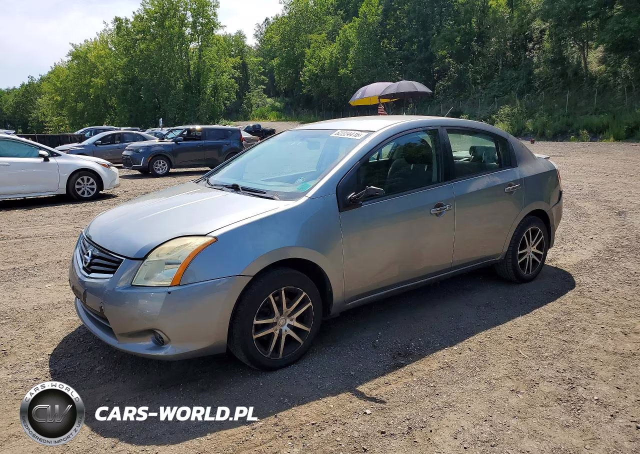 2011 Nissan Sentra 2.0 – zdjęcie 1 z 12