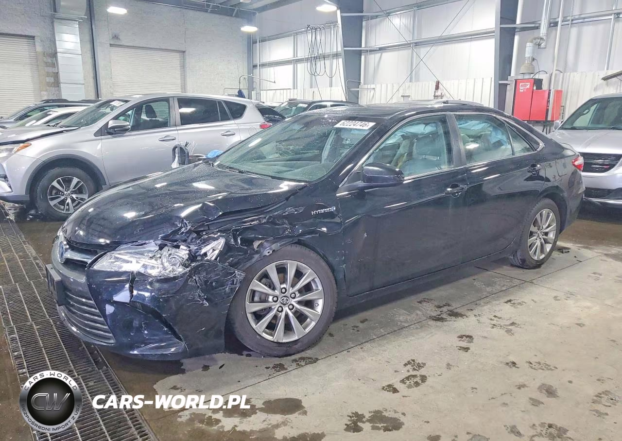 2017 Toyota Camry Hybrid Xle