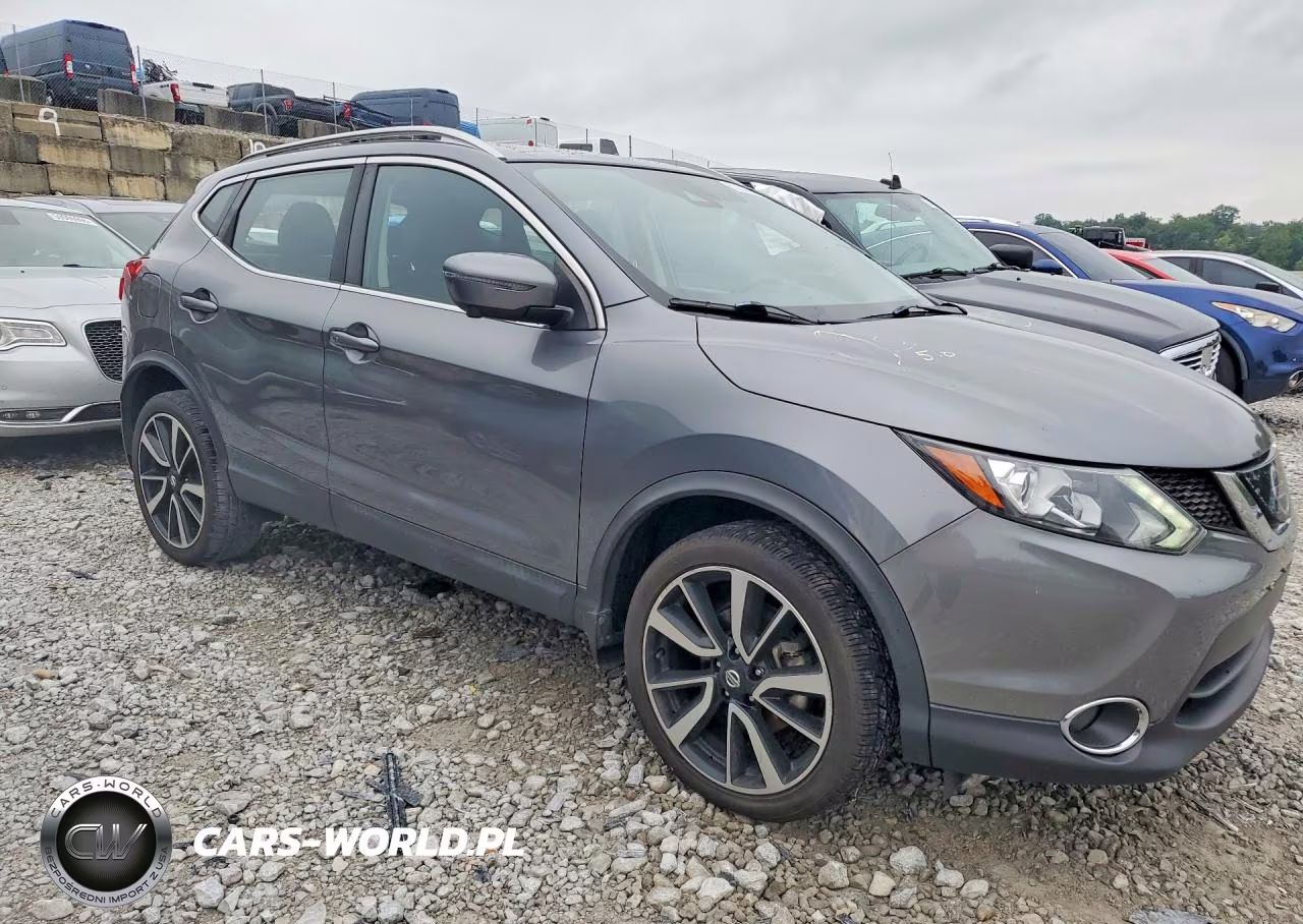 2018 Nissan Rogue Sport Sl VIN:JN1BJ1CR4JW600866 - 4