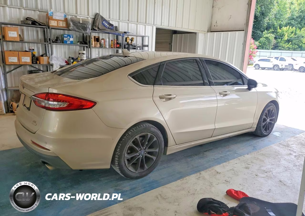 2019 Ford Fusion Se VIN:3FA6P0HD7KR203554 - 3
