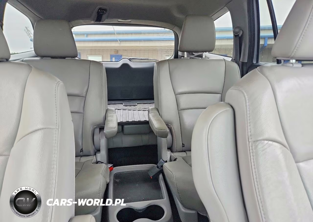 2021 Honda Pilot Touring VIN:5FNYF6H69MB058208 - 10