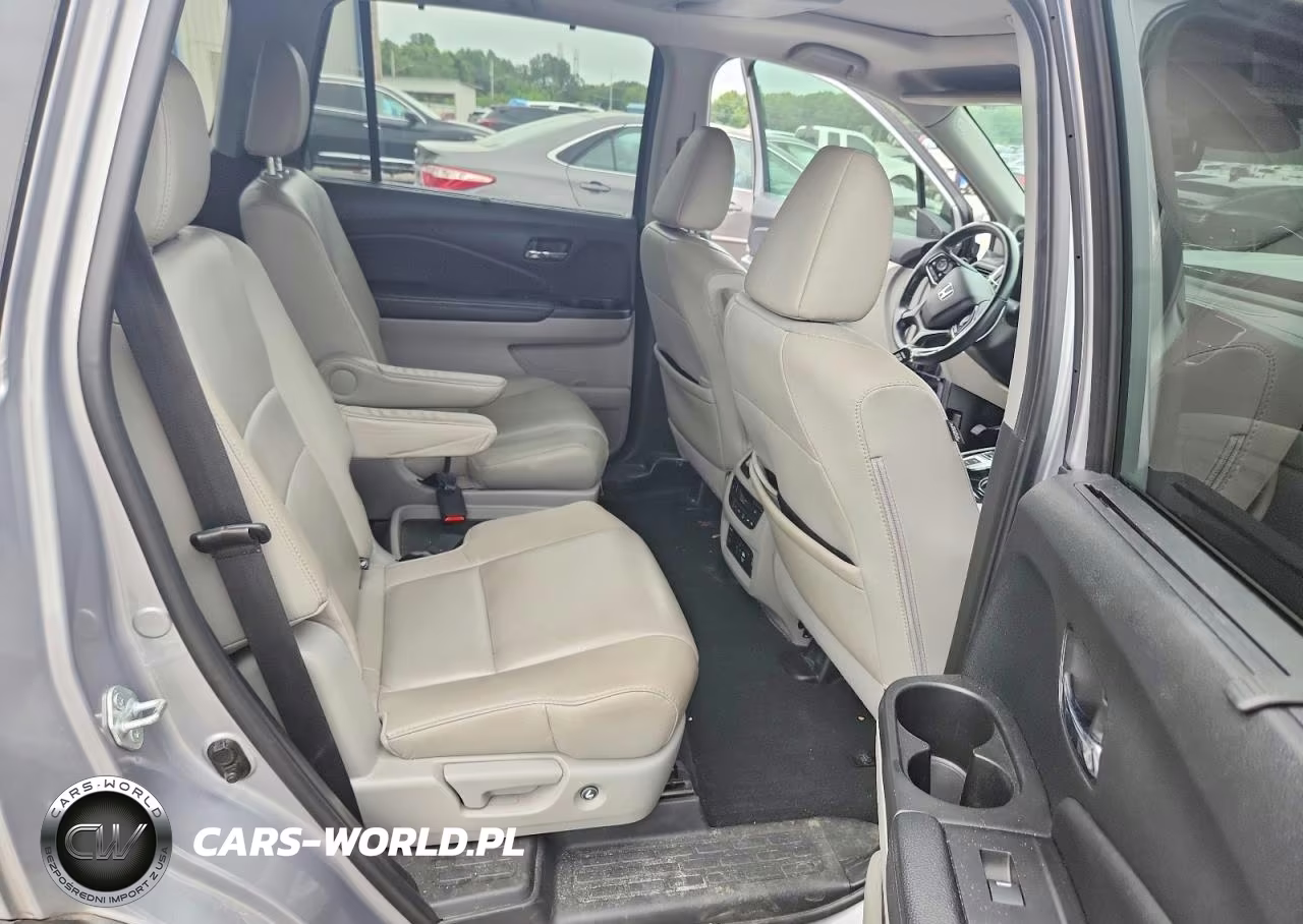 2021 Honda Pilot Touring VIN:5FNYF6H69MB058208 - 11