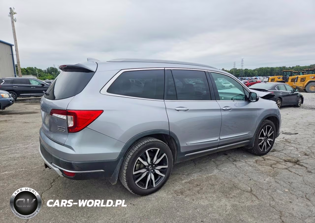 2021 Honda Pilot Touring VIN:5FNYF6H69MB058208 - 3