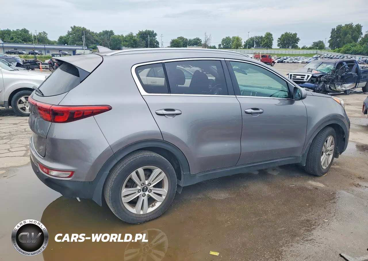 2018 Kia Sportage Lx VIN:KNDPM3AC5J7422187 - 3