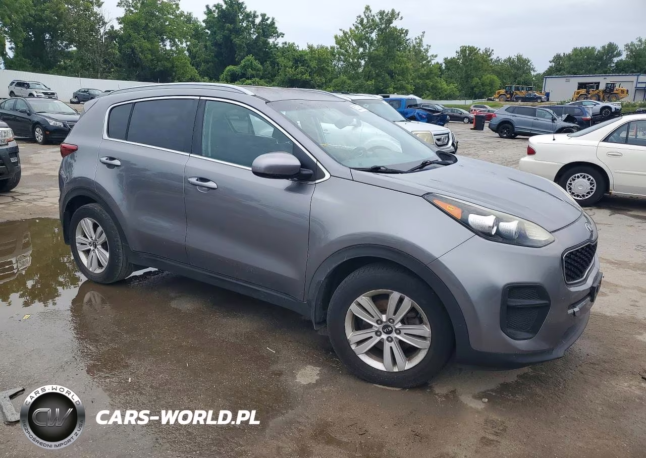 2018 Kia Sportage Lx VIN:KNDPM3AC5J7422187 - 4