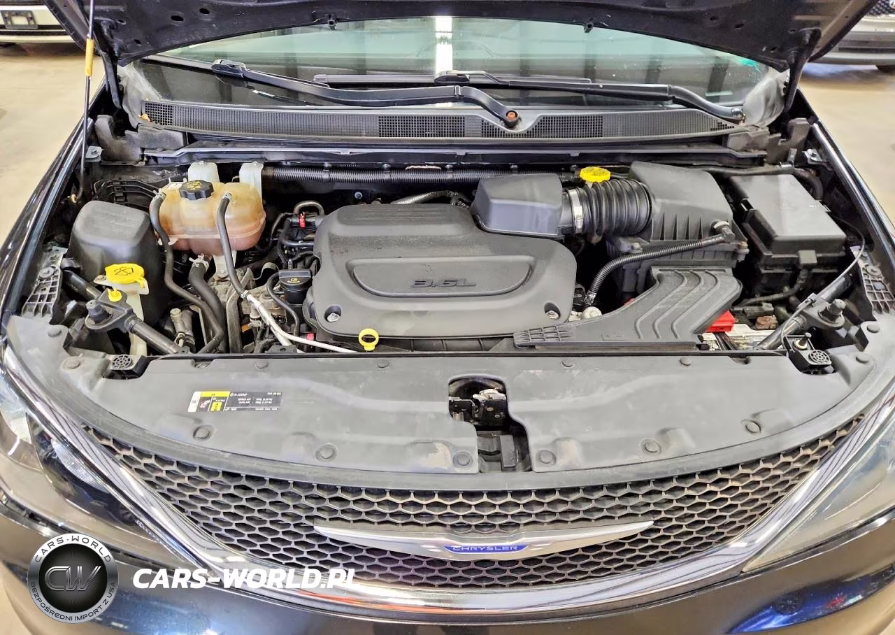 2020 Chrysler Voyager Lxi VIN:2C4RC1DG1LR172477 - 12