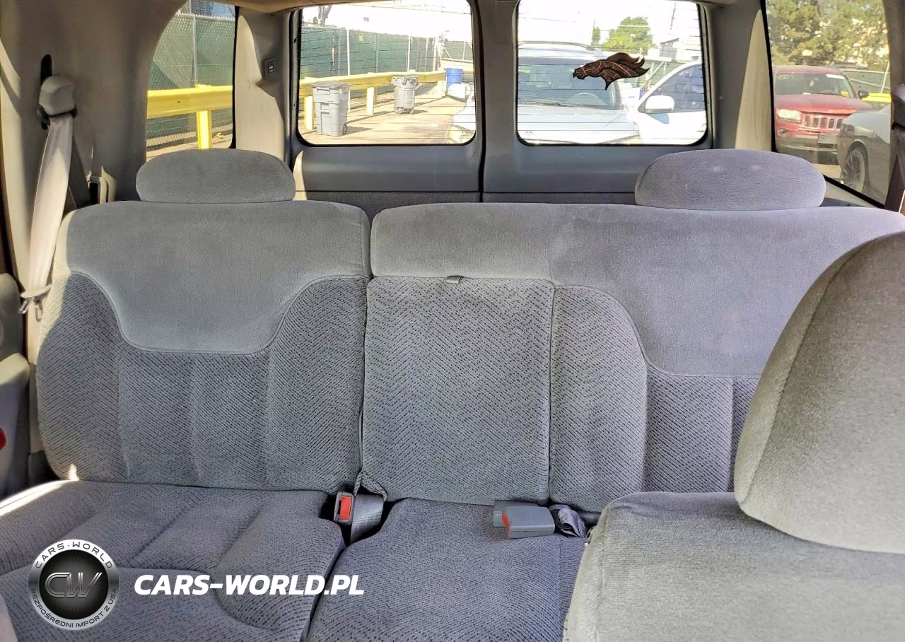 1999 Chevrolet Tahoe K1500 VIN:1GNEK13R4XJ532640 - 10