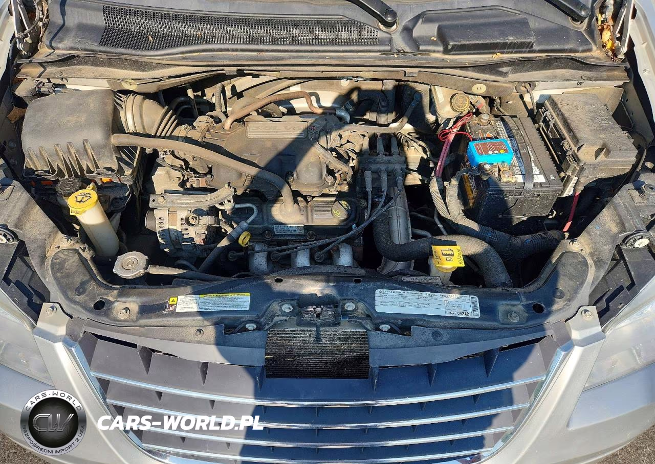 2010 Chrysler Town & Country Touring VIN:2A4RR5D16AR267030 - 12
