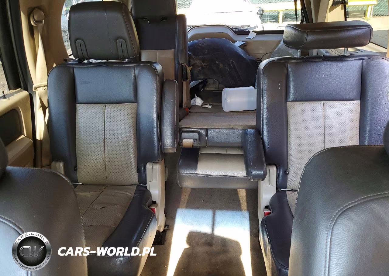 2007 Ford Expedition Eddie Bauer VIN:1FMFU18527LA62282 - 10