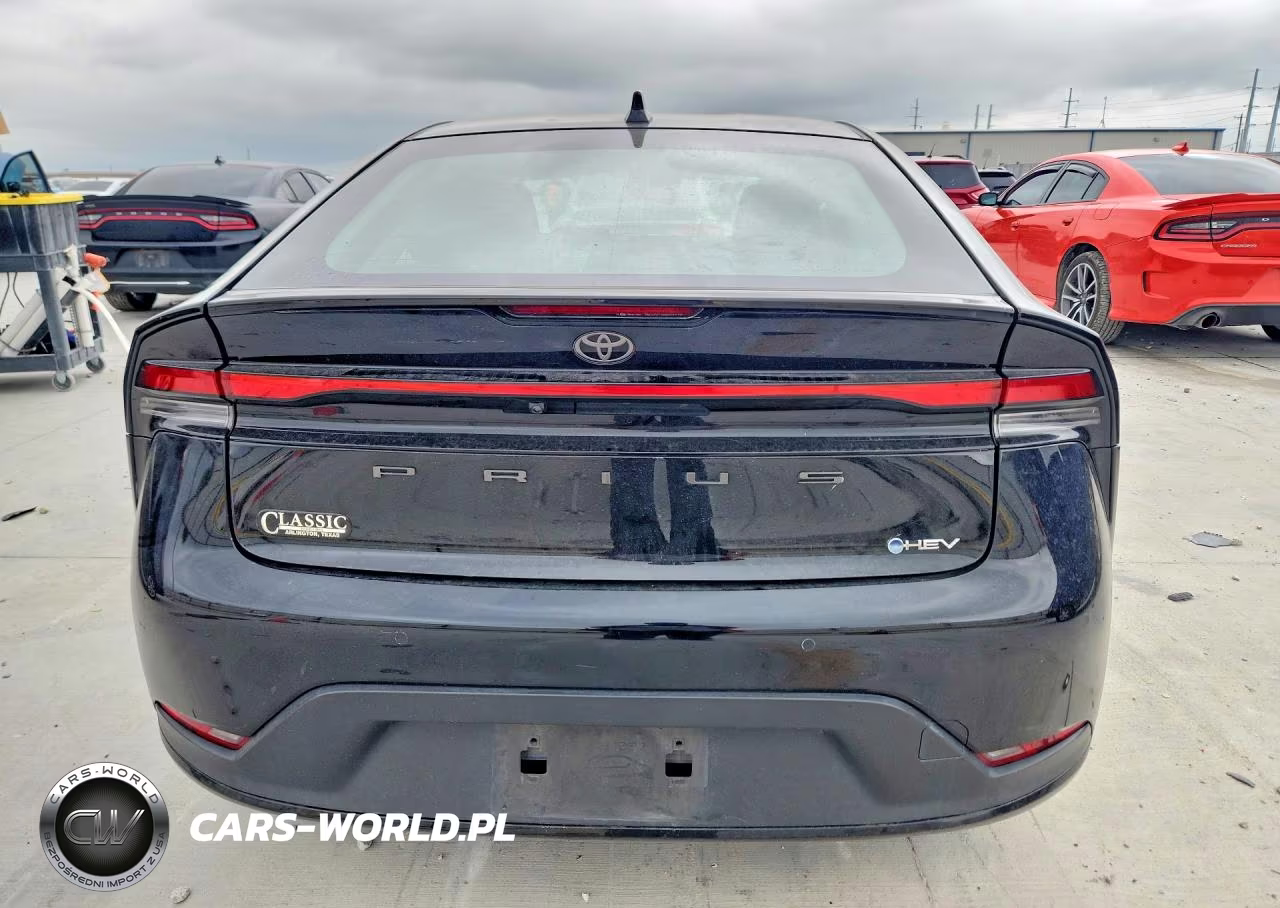 2024 Toyota Prius Le VIN:JTDACAAU2R3024511 - 6