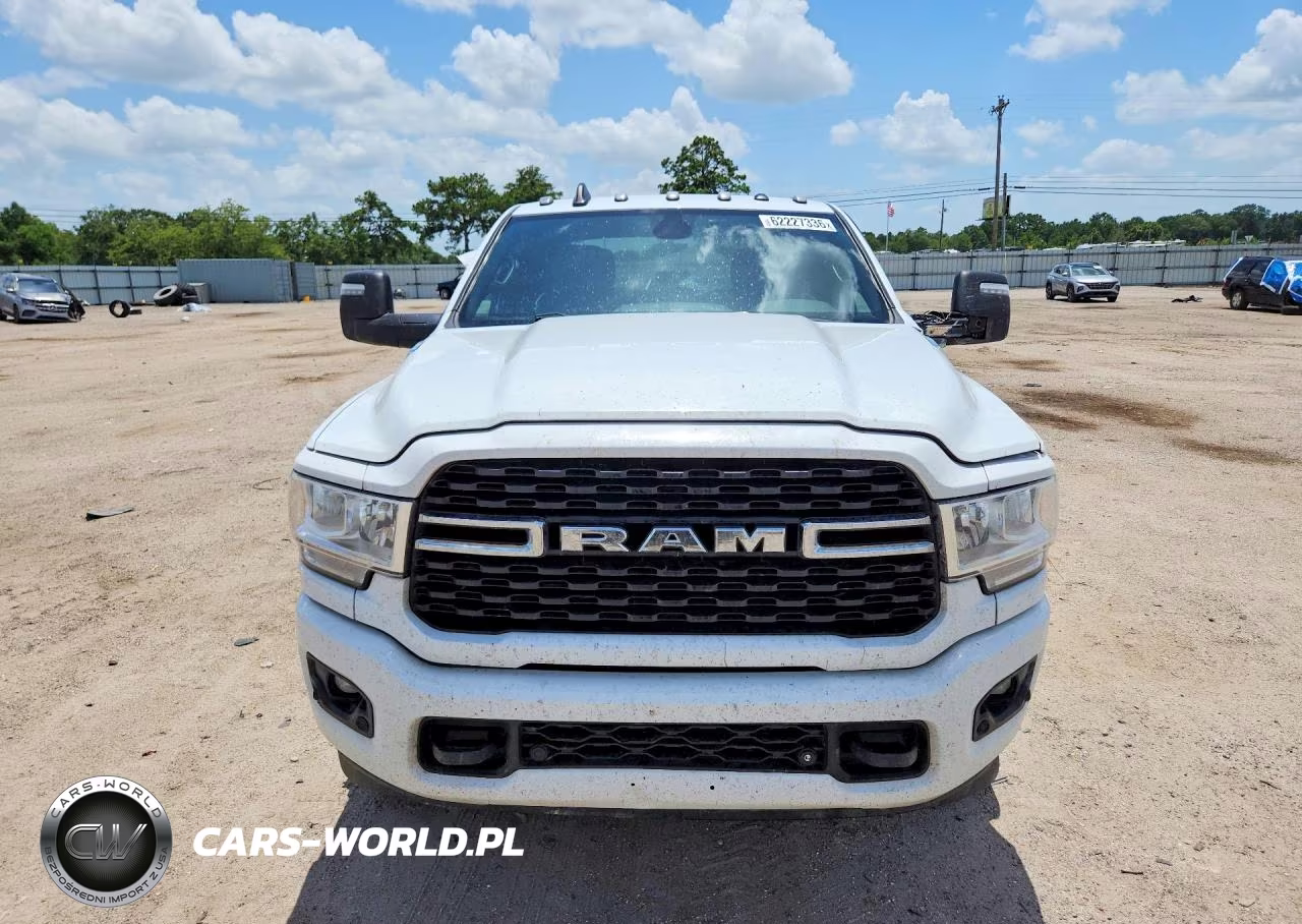 2023 Ram 3500 Big Horn VIN:3C63RRHL0PG510187 - 5