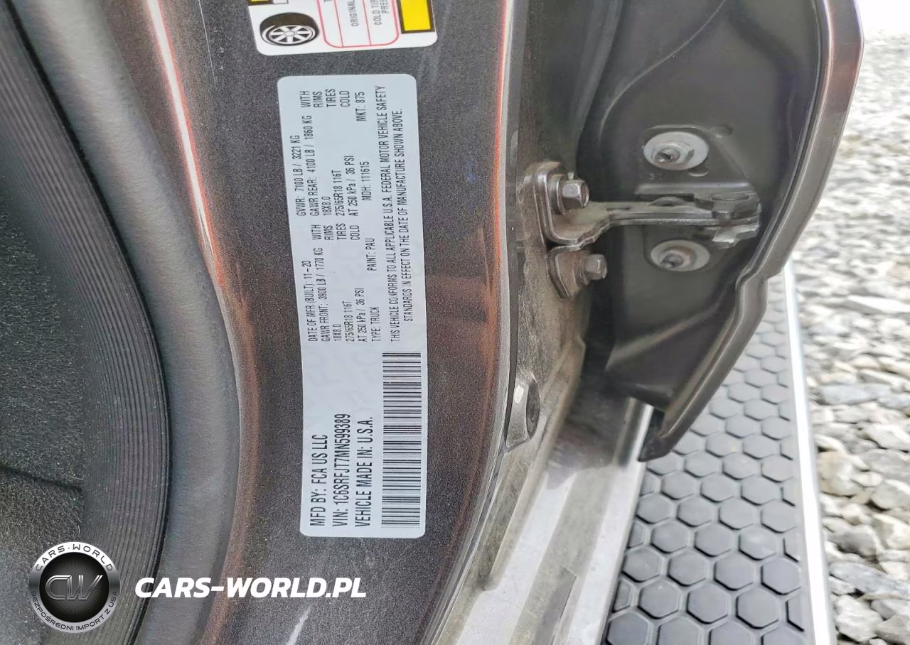 2021 Ram 1500 Laramie VIN:1C6SRFJT7MN599389 - 12