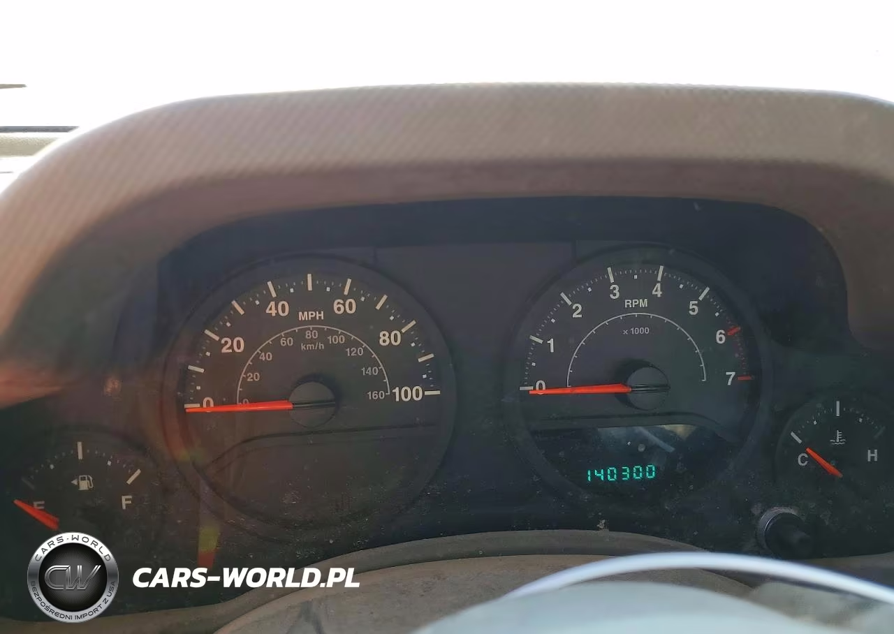 2007 Jeep Wrangler X VIN:1J4FA24117L149526 - 9